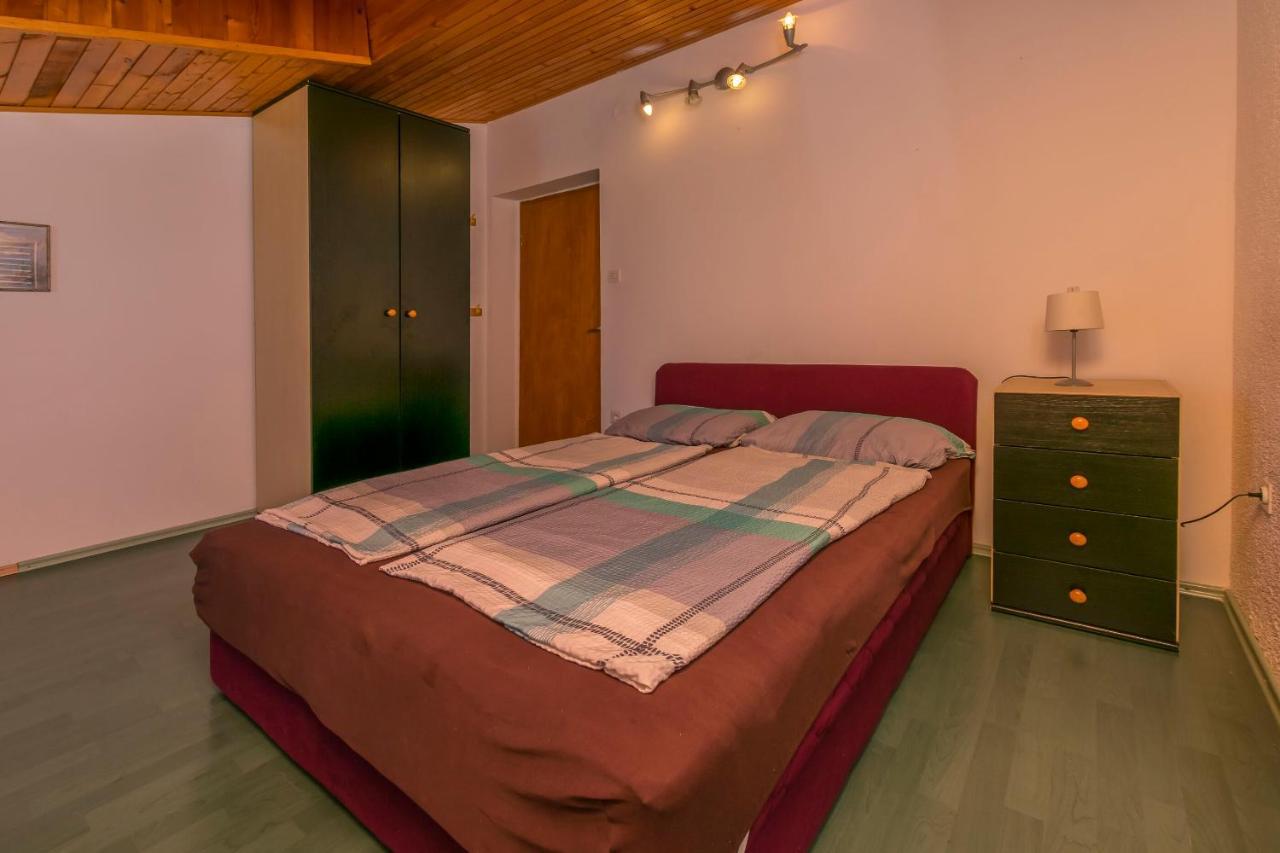 Apartments Olivera Rogoznica  Esterno foto