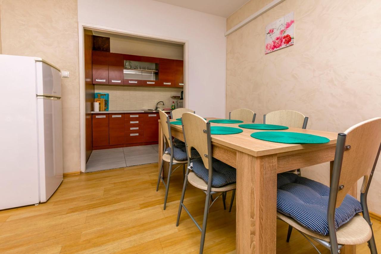 Apartments Olivera Rogoznica  Esterno foto