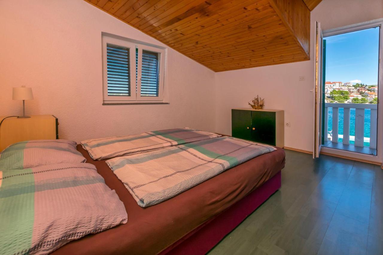 Apartments Olivera Rogoznica  Esterno foto