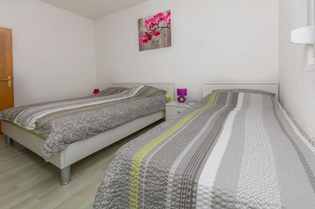 Apartments Olivera Rogoznica  Esterno foto