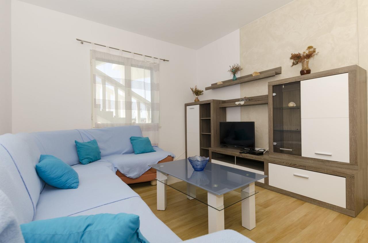 Apartments Olivera Rogoznica  Esterno foto