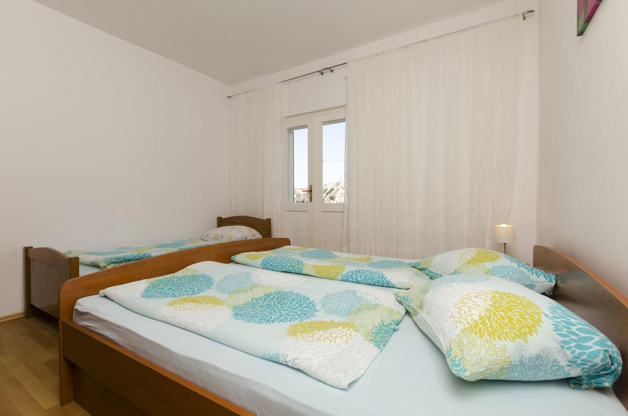 Apartments Olivera Rogoznica  Esterno foto